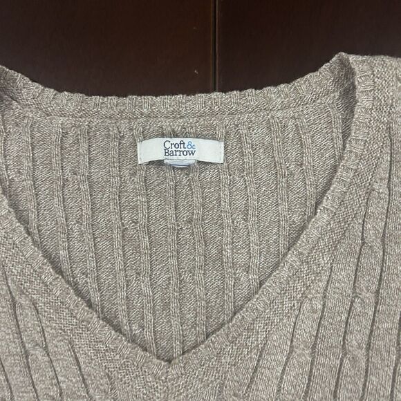 Croft & Barrow Cable Knit V-Neck Sweater Beige Size Medium Workwear No Size Tag - Picture 3 of 11